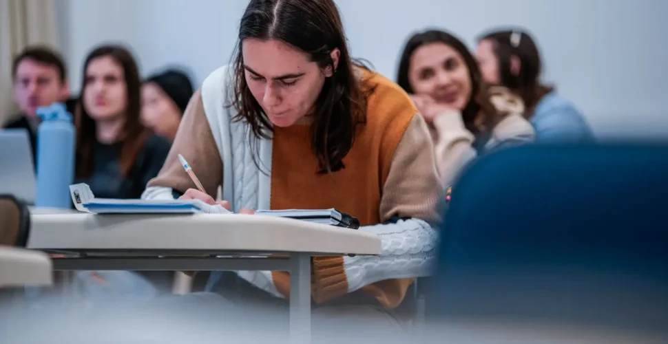 Inscrições abertas para o Universidade Gratuita e Fumdesc para o segundo semestre de 2025