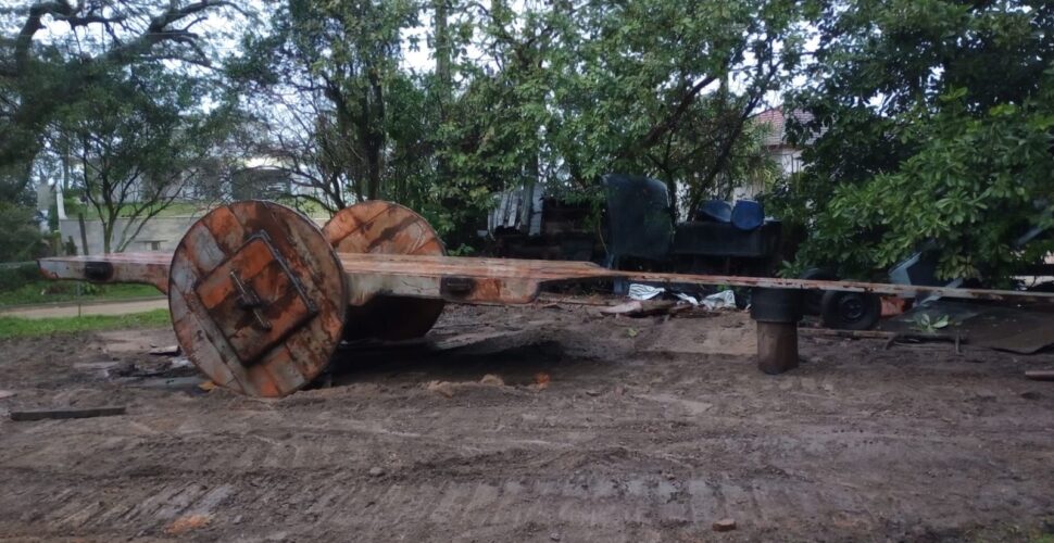 Pedras Grandes Bate Recorde Mundial com Gigante de 15 Tonelas em Homenagem ao Campo