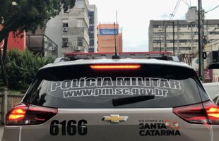Furto de bebidas em supermercado do Centro de Criciúma termina com prisão