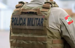 Funcionária é presa após furtar produto de loja em shopping de Criciúma