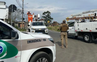 Operação Ordem Pública combate ligações clandestinas de energia em Criciúma