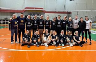 São Ludgero estreia na Superliga de Vôlei Feminino com time adulto e sonho grande!