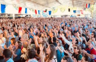 Orleans abre os 112 anos com fé e grandes celebrações