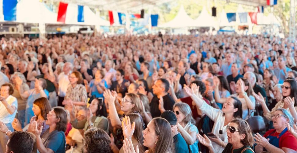 Orleans abre os 112 anos com fé e grandes celebrações