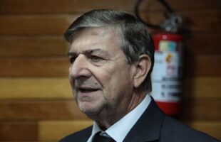 Viagem a Parque de Diversões entra na lista de “Moedas” para compra de votos em Lauro Müller, denuncia MP