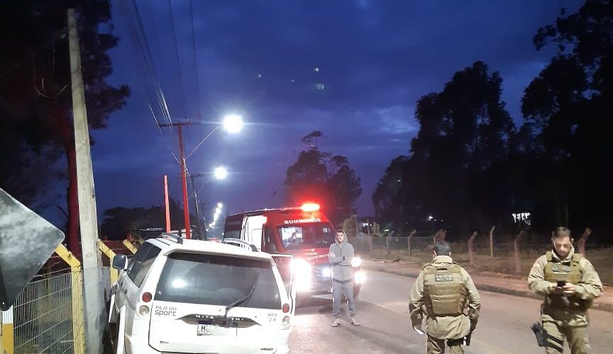 Motorista perde controle e colide contra muro de residência em Jaguaruna