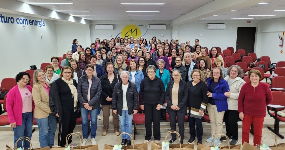 Investimento social da Coopercocal valoriza mulheres, mães e idosos