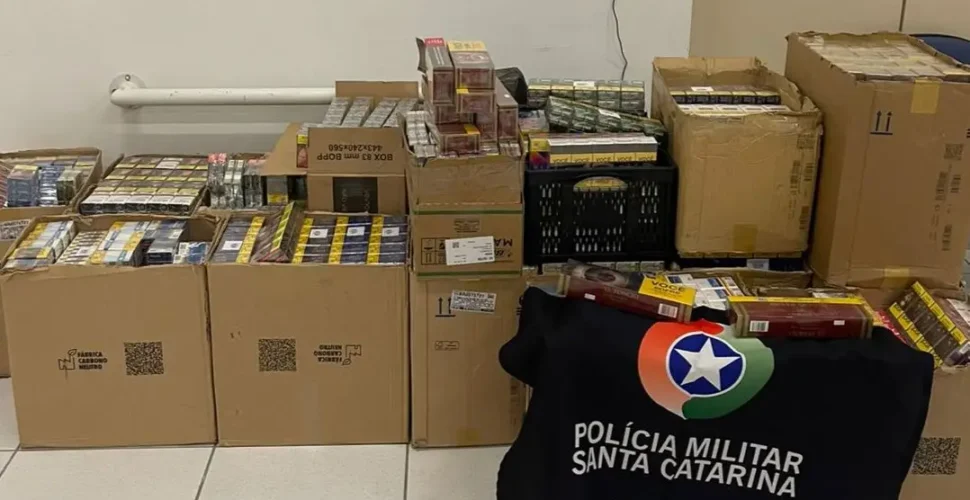 Motorista é flagrado com mais de 7,5 mil carteiras de cigarro sem nota fiscal em Urussanga