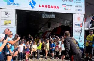 Mais de 400 atletas correm em desafio que celebra história e belezas naturais de Orleans