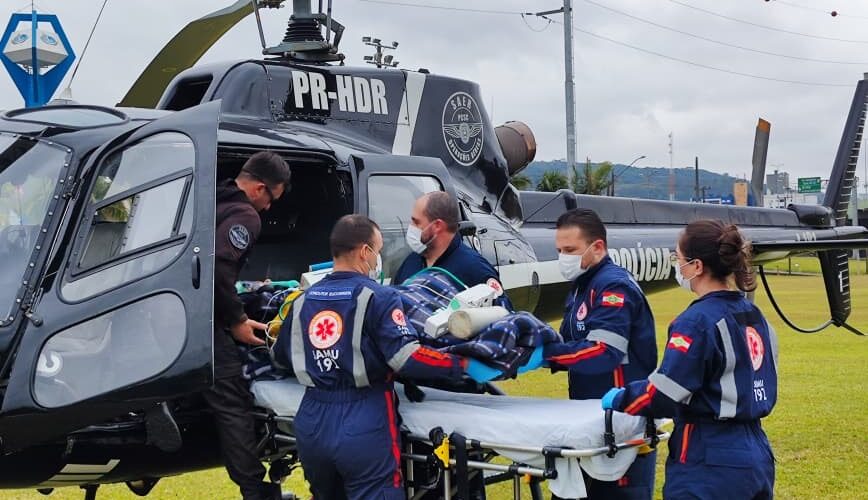 Adolescente de 14 anos sofre queda de cavalo em Orleans e é transferido para Criciúma