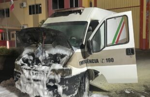 Incêndio em viatura mobiliza Corpo de Bombeiros em Orleans