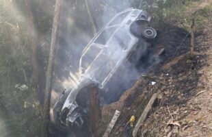 Incêndio em carro sem placas mobiliza bombeiros em Urussanga