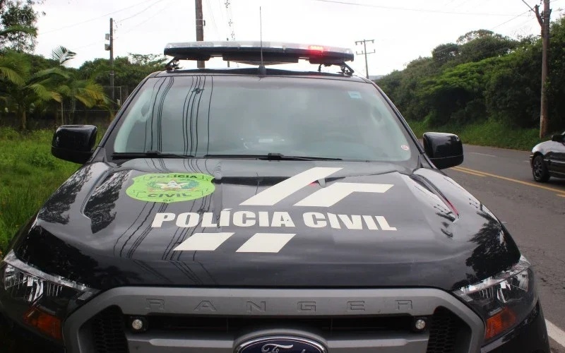 Polícia Civil realiza operação contra tráfico de drogas e prende três em Laguna