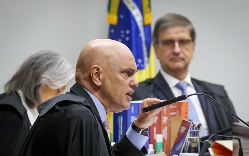 STF condena Bolsonaro a mais de 27 anos de prisão por crimes de golpe