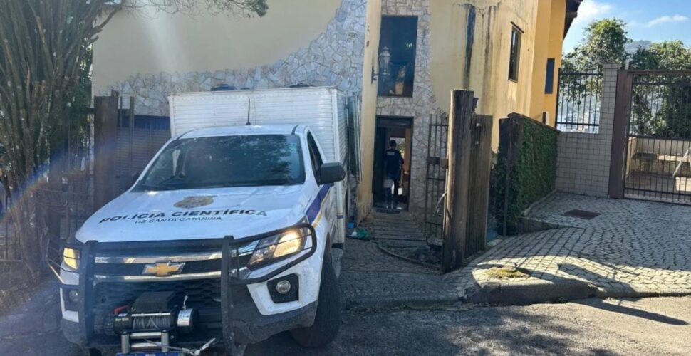 Homem de 49 anos mata esposa, enteados e atira na sogra em Joinville