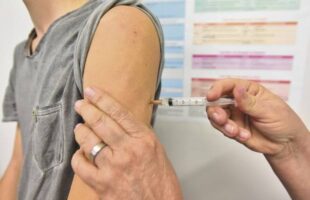 Sarampo é ameaça real: Orleans tem “Dia D” de vacinação neste sábado