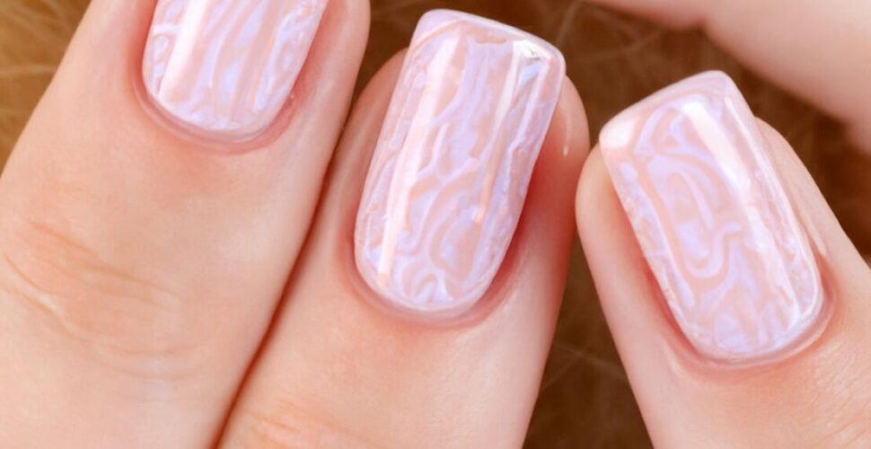 Unhas em gel: Europa proíbe substância tóxica ligada a infertilidade e malformações