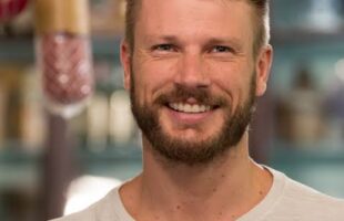Além das Telas: A Cidade Catarinense que Moldou Rodrigo Hilbert
