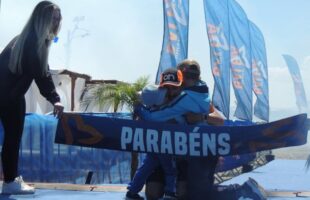 Casal de Tubarão é campeão absoluto no Desafio Rota da Baleia 2025
