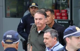 Bolsonaro recebe diagnóstico de câncer de pele durante internação