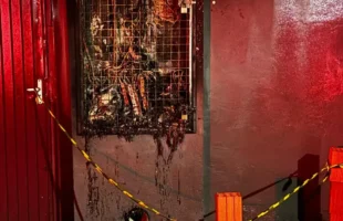 Princípio de incêndio em fábrica de móveis mobiliza bombeiros em Criciúma