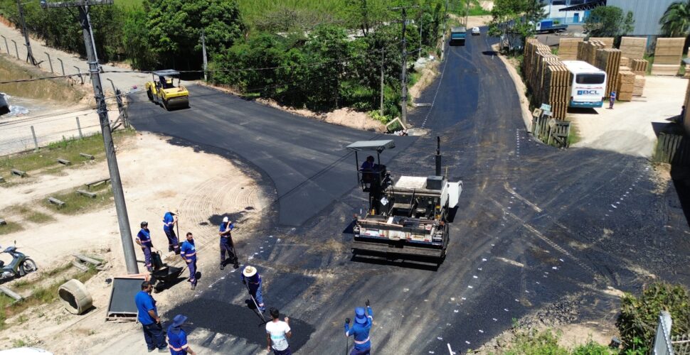 Pavimentação asfáltica impulsiona desenvolvimento industrial em Orleans