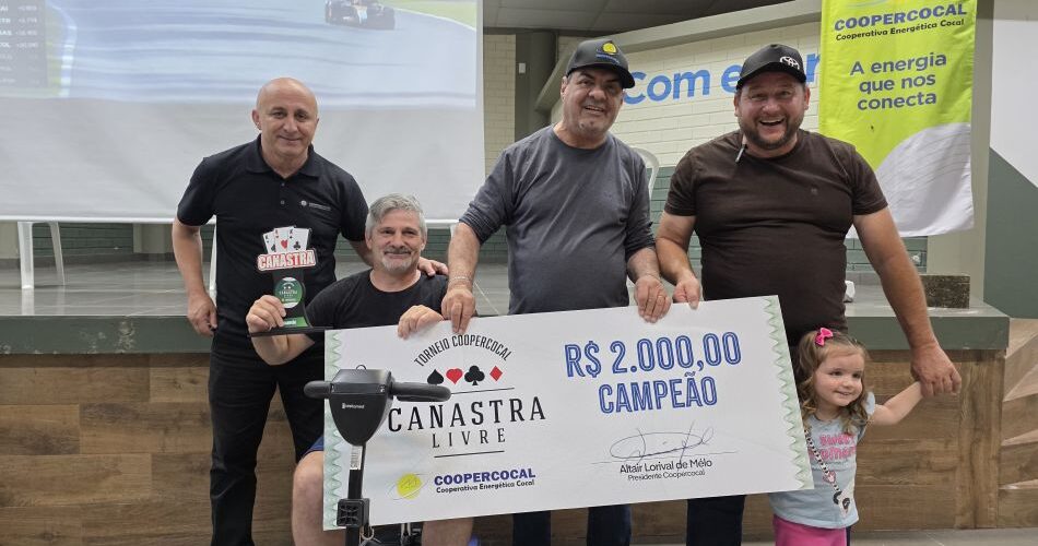 Integração e diversão marcam o 2º Torneio de Canastra da Coopercocal