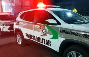 Tentativa de feminicídio em Orleans termina com vítima ferida e agressor foragido