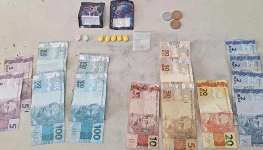 Motociclista tenta fugir da PM e é detido com drogas em Arroio do Silva