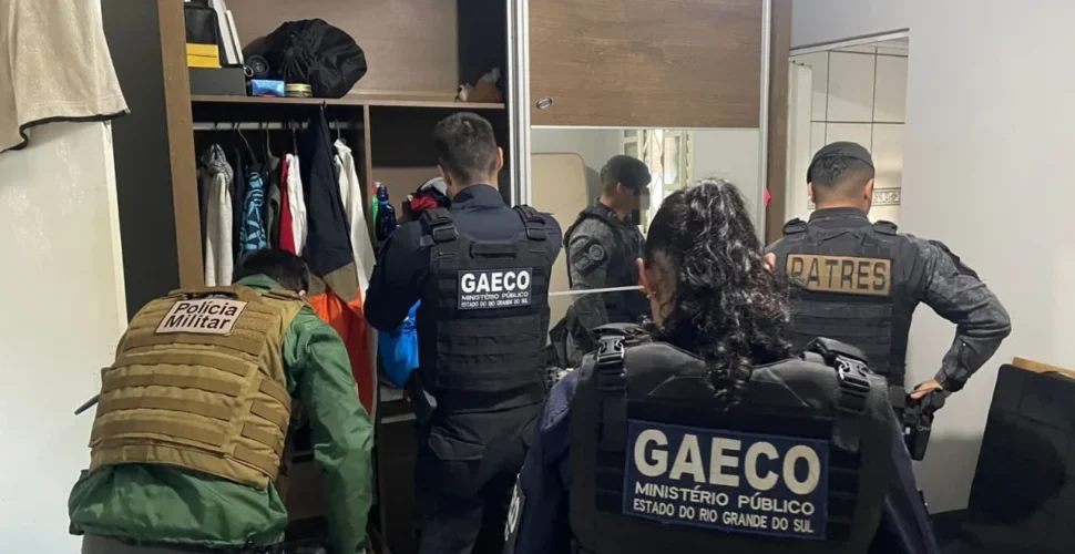 Esquema milionário de lavagem de dinheiro é alvo de operação em SC