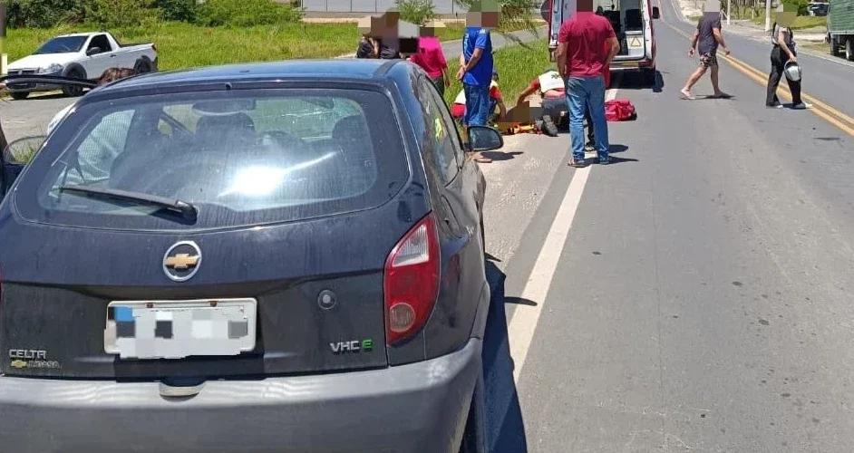 Motociclista fica em estado grave após colisão frontal em Morro da Fumaça