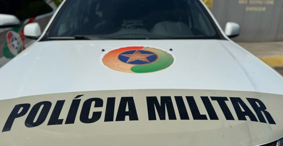 Gerente impede furto de carnes e bebidas em supermercado de Criciúma