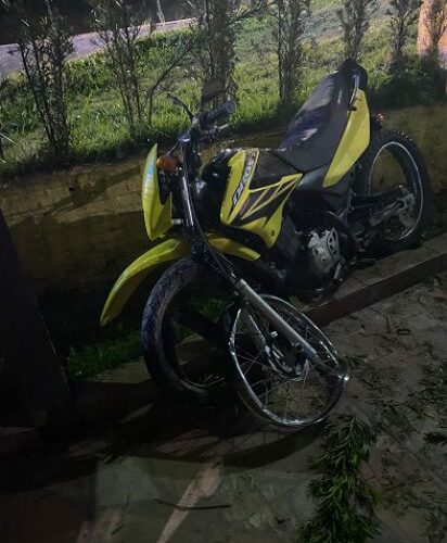 Tragédia: Motociclista morre em colisão com carro estacionado em Jaguaruna