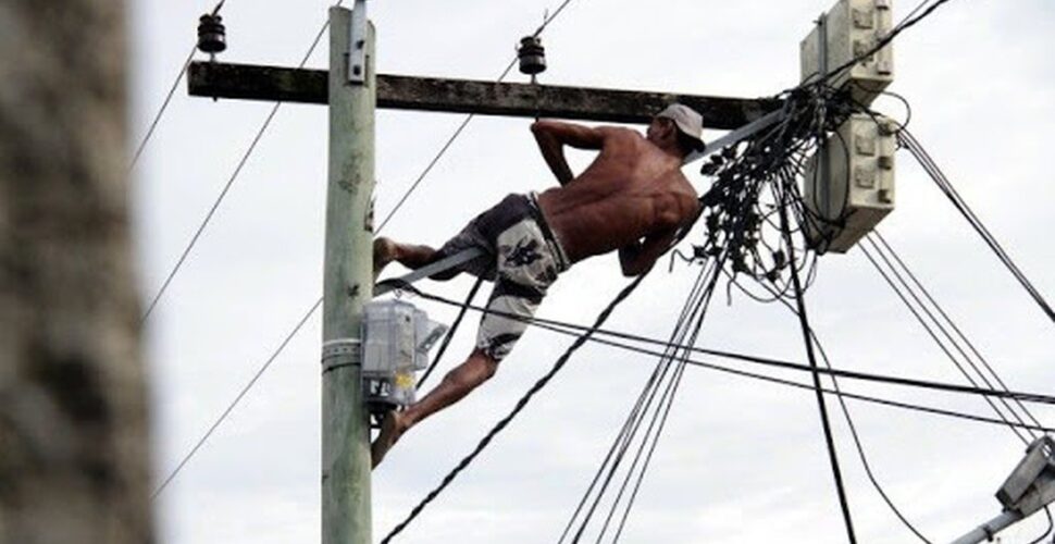 Furto de cabos de energia vira epidemia e causa prejuízos milionários em Santa Catarina