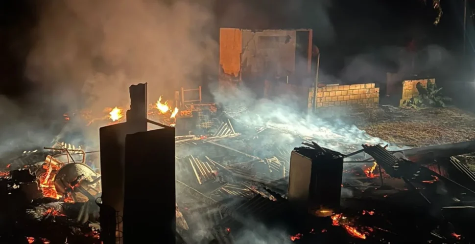 Jovem morre carbonizado após incêndio em residência em São Joaquim
