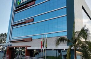 Sicoob Credivale é homenageado nos 70 anos de Braço do Norte
