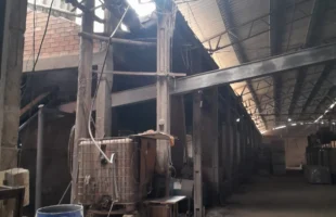 Trabalhador fica gravemente ferido após cair de telhado em Morro da Fumaça