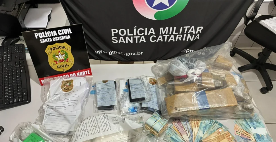 Polícia cumpre mandados e apreende drogas em Braço do Norte e São Ludgero