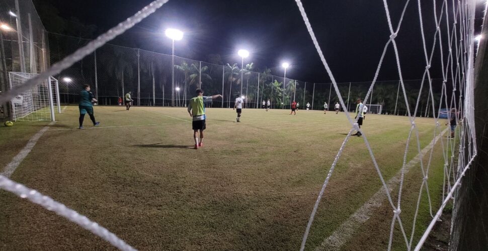 Coopercocal promove domingo solidário com doação de brinquedos em Cocal