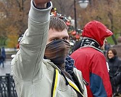 Operação contra neonazistas tem morador de Cocal do Sul entre alvos