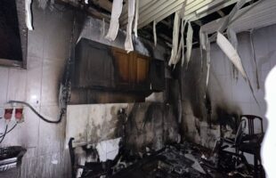 Incêndio atinge supermercado em Orleans na madrugada desta quarta-feira