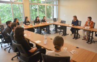 Carvão+ recebe estudantes premiados em feira de ciências da SATC