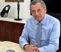 Julio Garcia sinaliza apoio a Amin e Caroline de Toni para o Senado em 2026