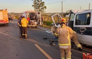 Colisão frontal entre caminhão e van deixa seis feridos e mobiliza grande operação de resgate
