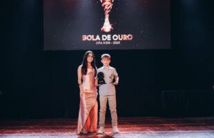 Jovem de Lauro Müller conquista Bola de Ouro Sub-10 e títulos em torneios de base