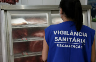 Mais de 150 kg de carne imprópria para consumo são apreendidos em açougue de Tubarão