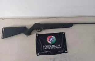 Discussão por pedido de água para cavalo termina em briga e ameaça armada em Araranguá