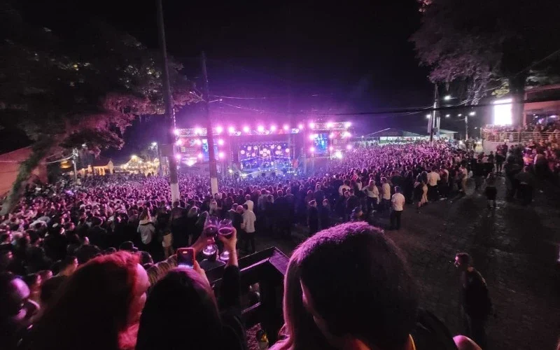 Passaportes promocionais da 22ª Festa do Vinho começam a ser vendidos neste domingo em Urussanga