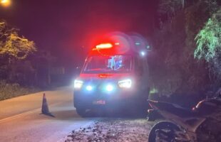 Motociclista fica ferido após acidente no Km 01, em Lauro Müller