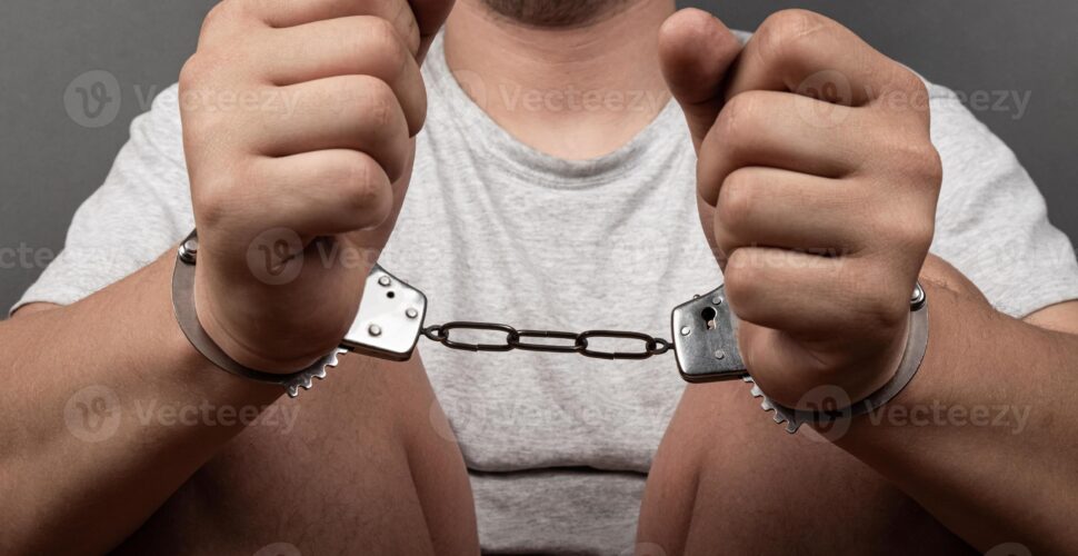 Preso neto que violou medida protetiva contra a avó em São Ludgero